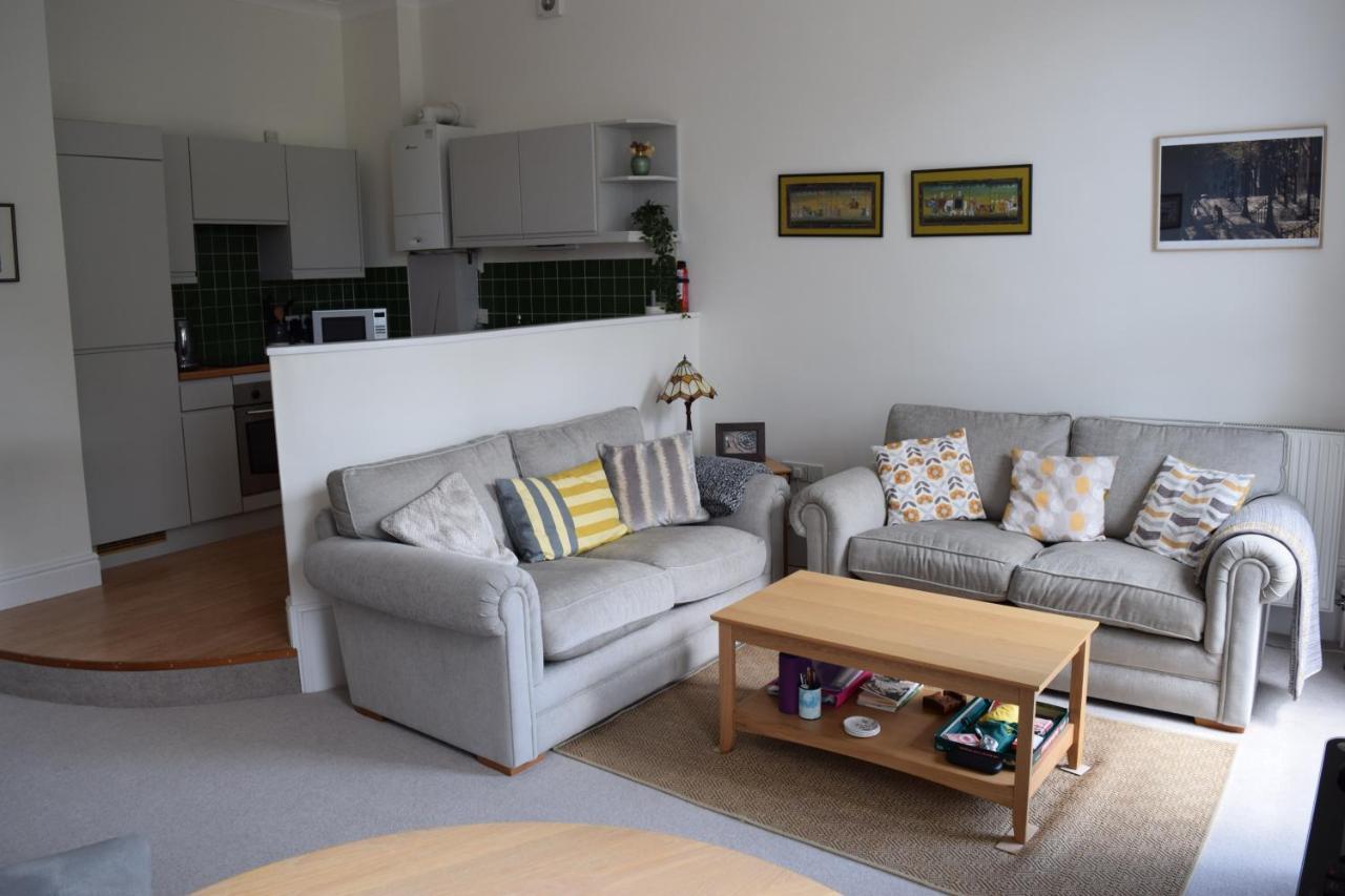 Luxury City Centre Apartment, Exeter. Exterior photo